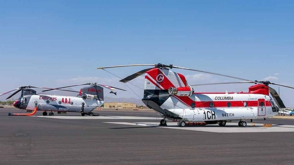 BFS and Columbia Chinook Helicopters landed together